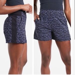 Athleta Women’s Brooklyn Printed Shorts Pull On in Camo Blue Purple 6